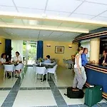 Ocean Aparthotel 4*